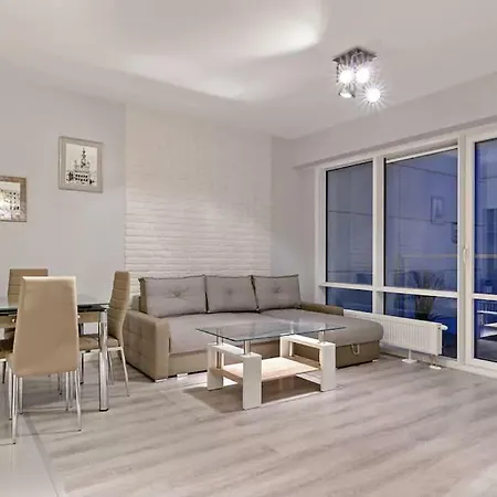 Strict Center Towarowa Apartment *